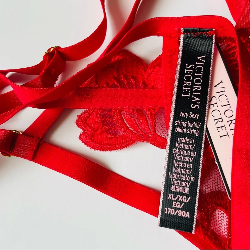 36DD XL Victoria’s Secret red harness bra set